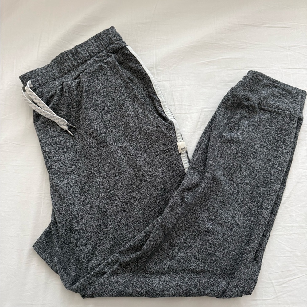 Vuori Performance Joggers